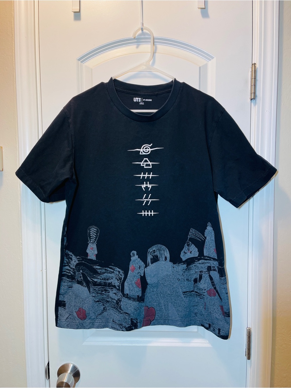 Uniqlo Black Graphic Tee with Gray & Red Accents